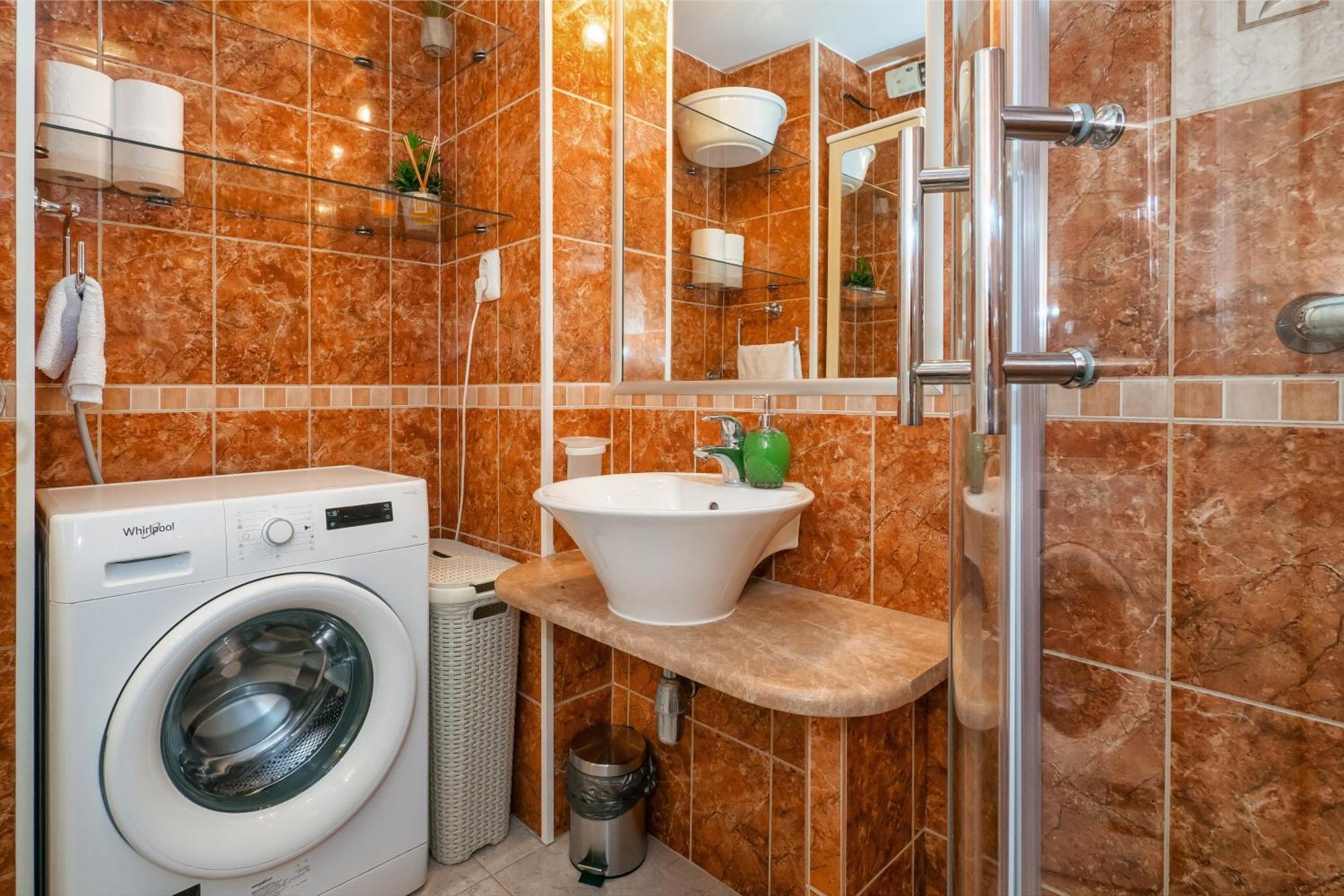 Relaxing 2Bd Apartment, Ground Floor - Walk To Old Town Split Kültér fotó