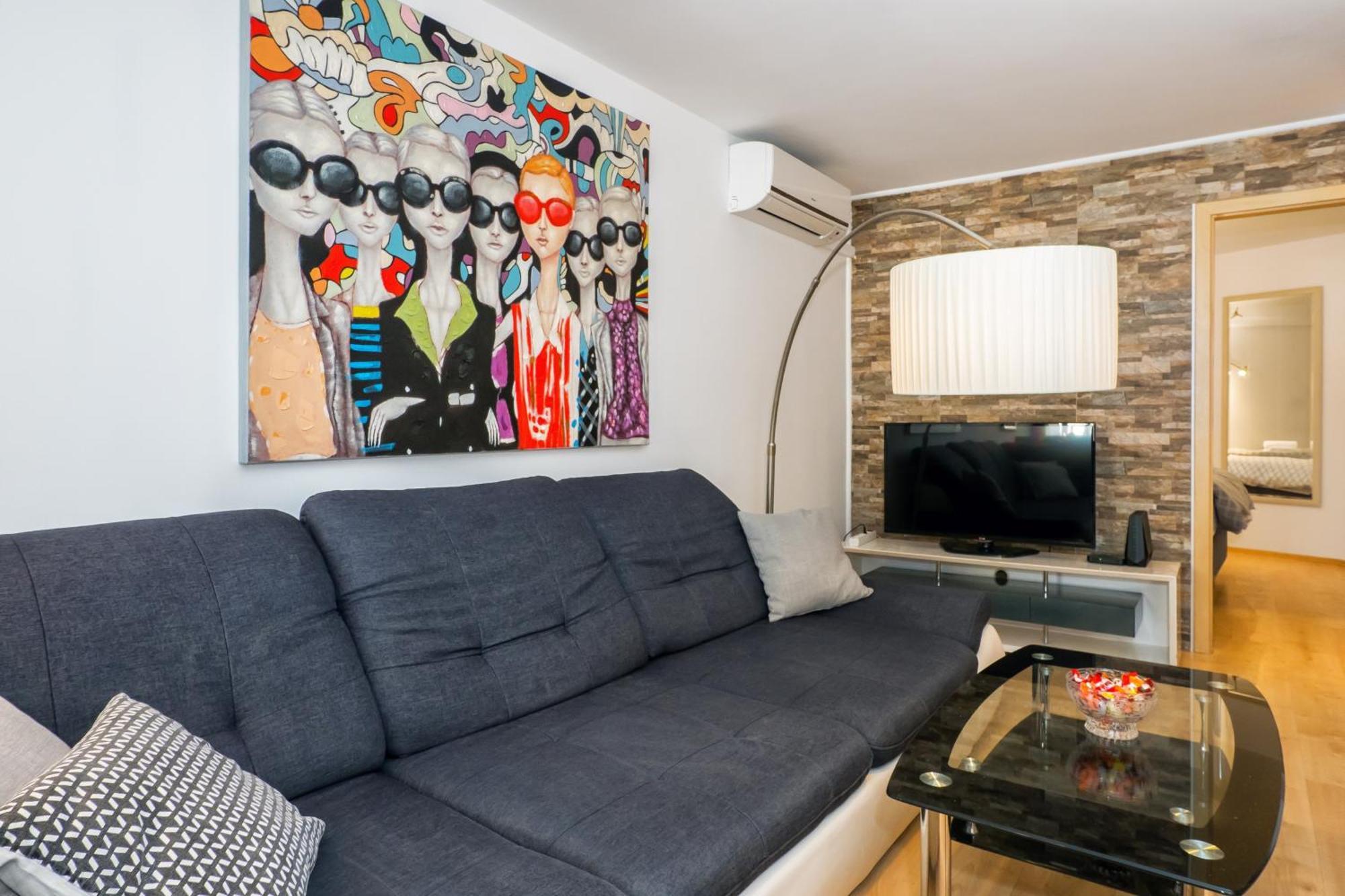 Relaxing 2Bd Apartment, Ground Floor - Walk To Old Town Split Kültér fotó